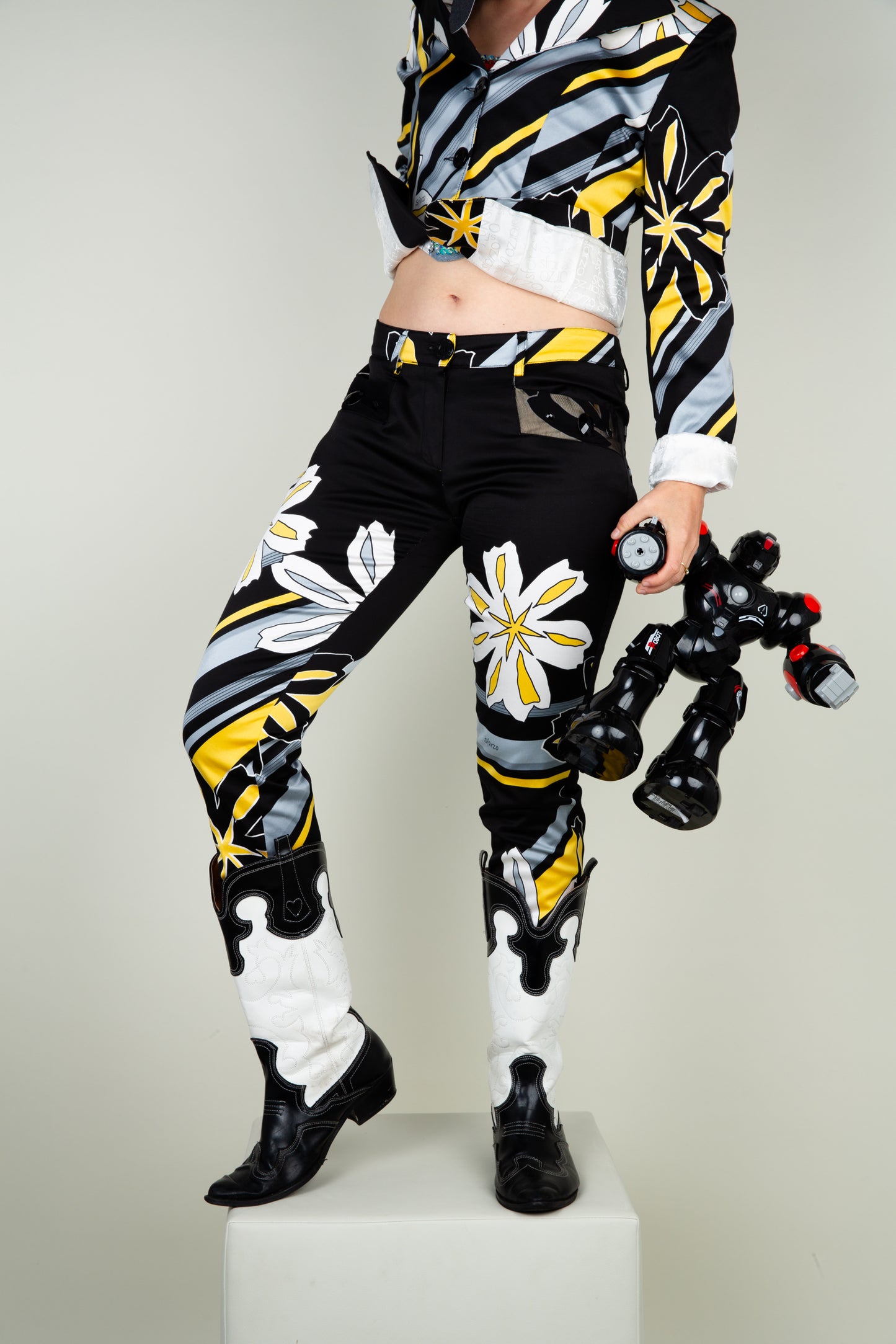 Architype blooming suit with graphic floral print in black, white & yellow