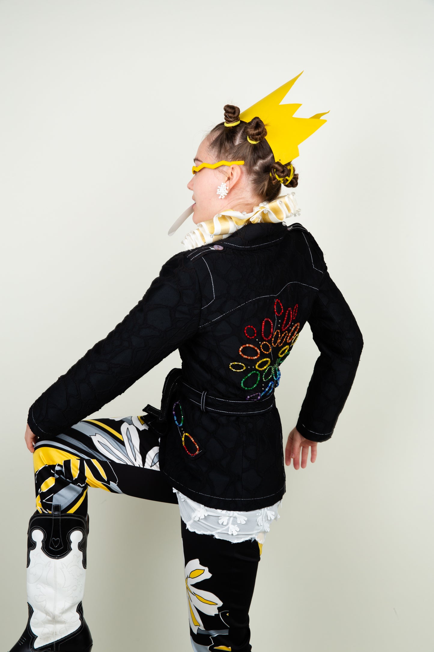 The bedazzled adjustable short trench jacket - Roberto Cavalli with multicolor beads