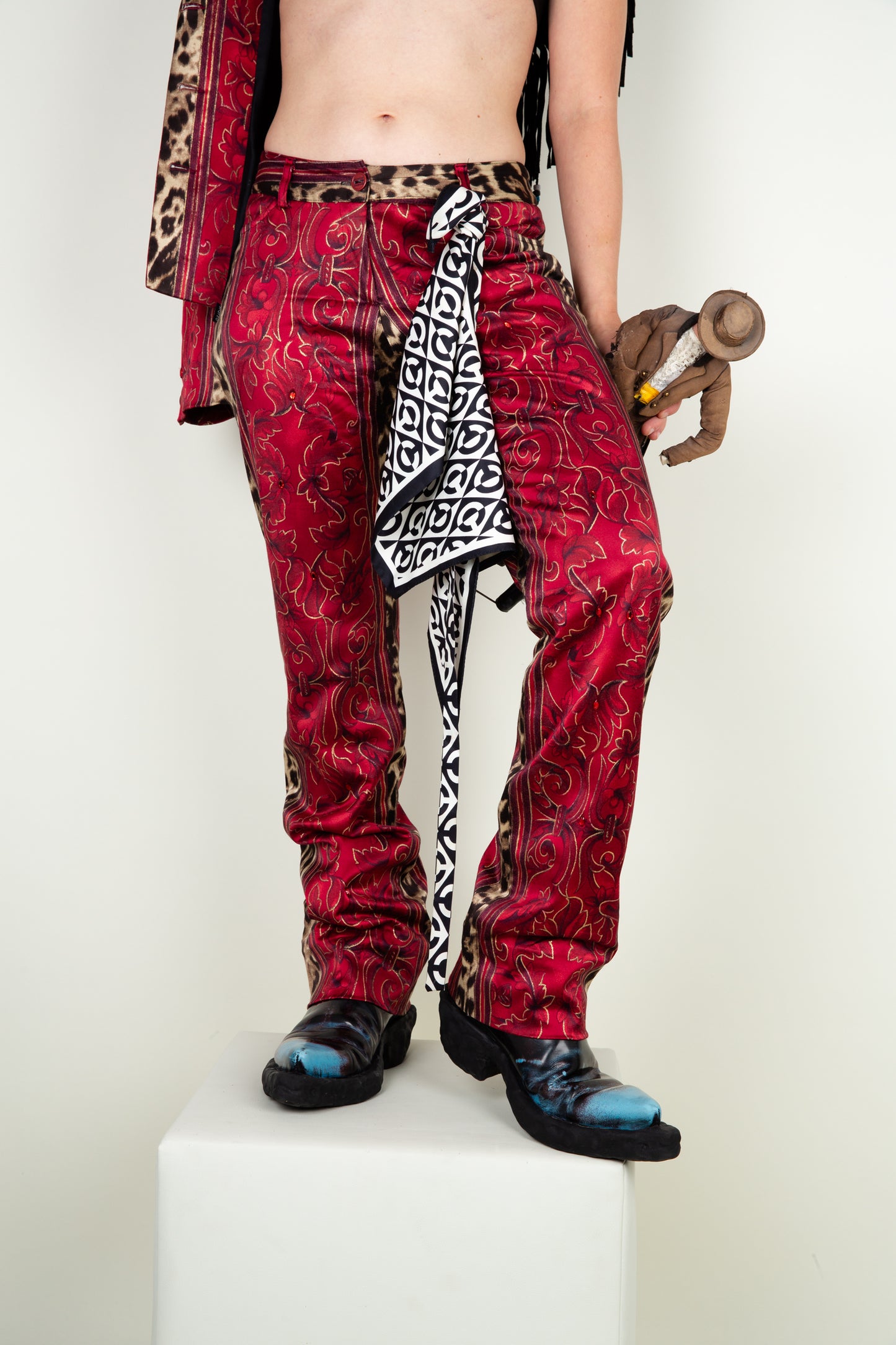 Bloody Cowboy cotton fiber suit with leopard and royal animal prints (full set)