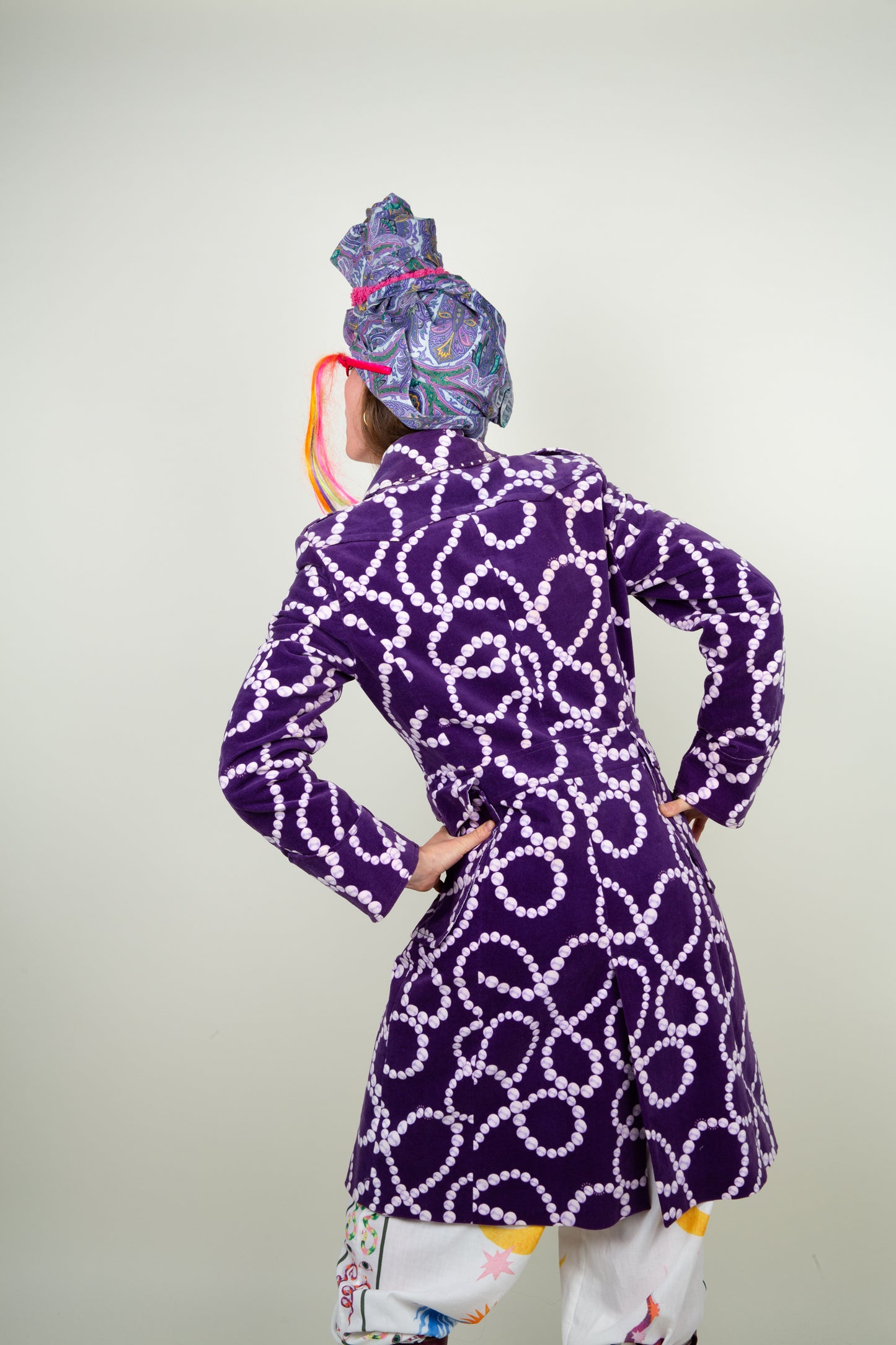 The purple pearl-girl coat - with stud collar details - Ungaro