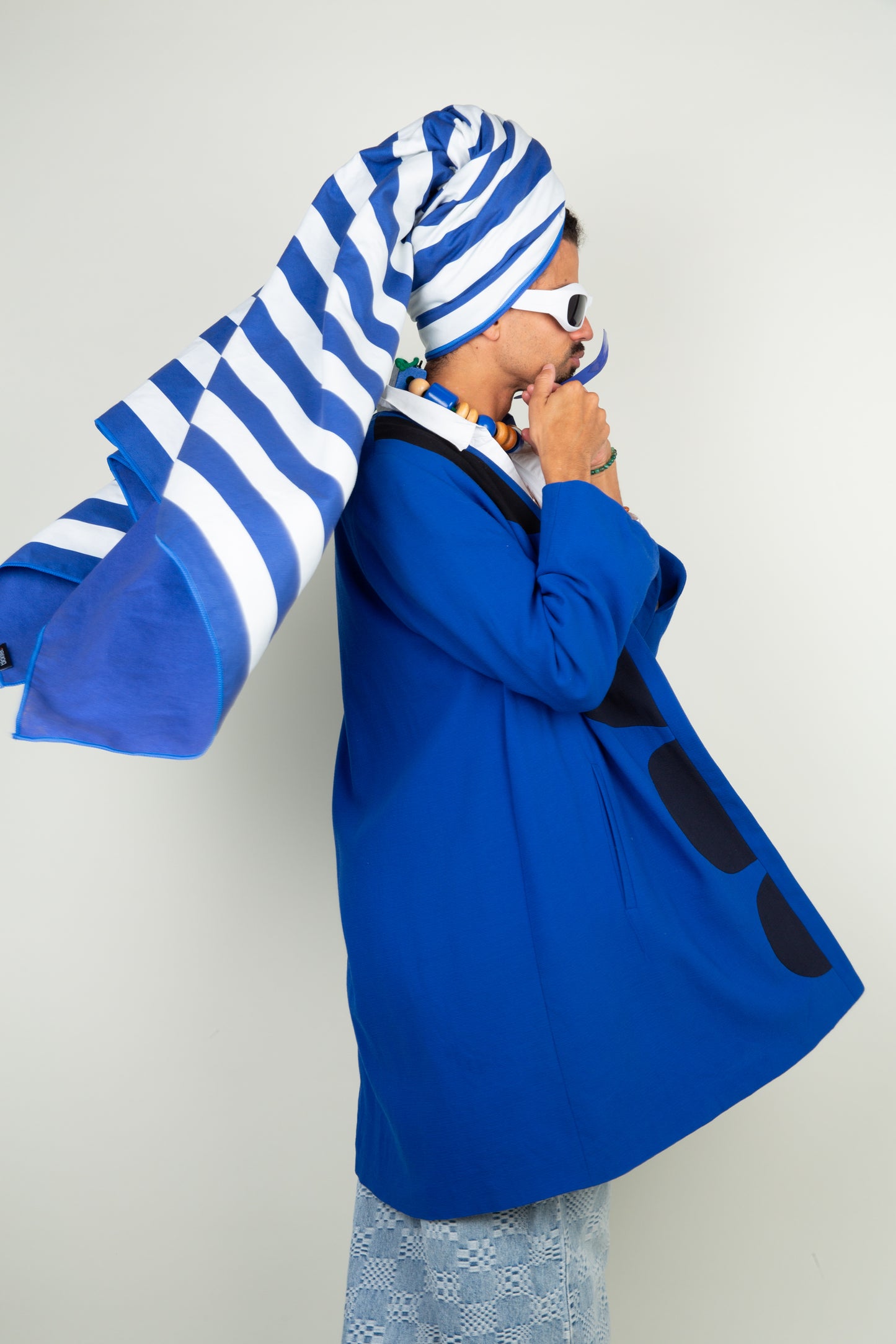 Long cardigan in hard blue with circular shapes - Pierre Cardin