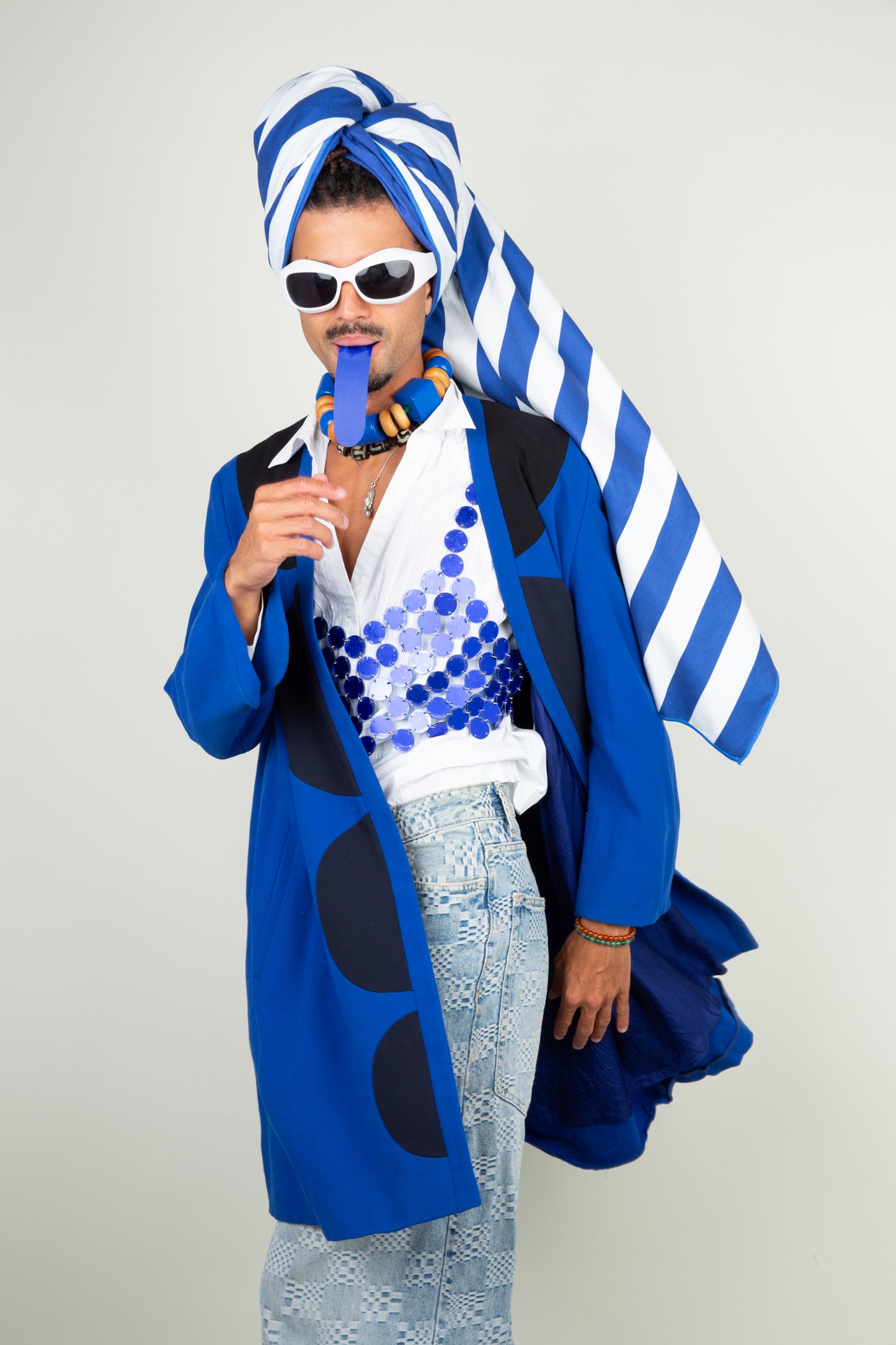 Long cardigan in hard blue with circular shapes - Pierre Cardin