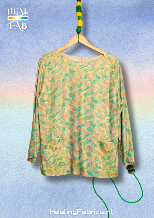 Dries van Noten - The oversized shiny sweater - with double pockets & embroidery print in gold, ecru & green