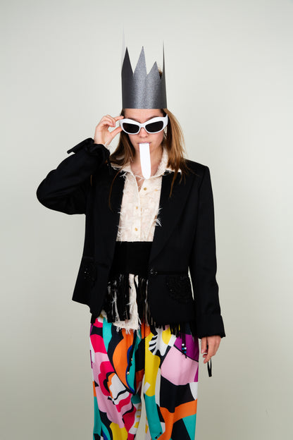 The elegant beaded blazer - with embroidery of beads on pockets & back