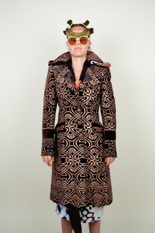 The Royal velvet coat with gold details - Roberto Cavalli