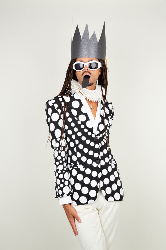 The Dualistic Visionary Blazer with polkadot print in Black & white